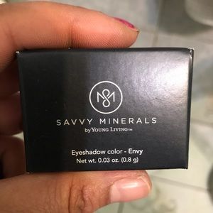 Savvy Minerals eyeshadow